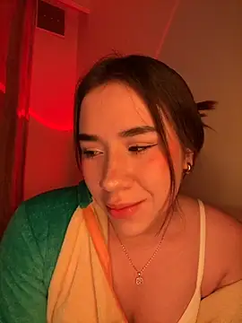 Im Valen Cute online show from 10-31-25, 02:41