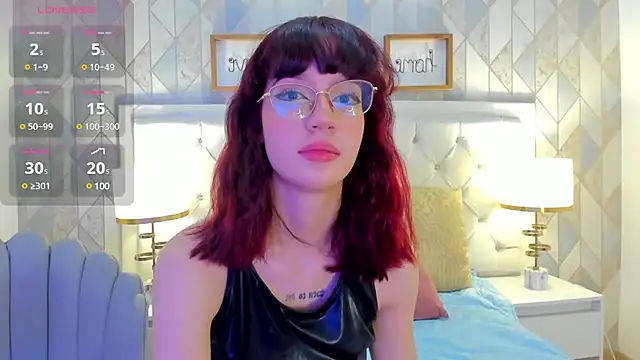 Snapshot of Nastya_Fantasy chatting on 02-15-25, 07:28 Nastya Fantasy online show from 02-15-25, 07:28