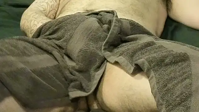 Snapshot of Dan8736 chatting on 02-06-26, 09:33 Dan8736 online show from 02-06-26, 09:33