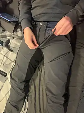 Snapshot of Dan8736 chatting on 01-18-26, 03:59 Dan8736 online show from 01-18-26, 03:59