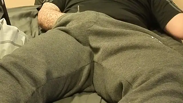 Snapshot of Dan8736 chatting on 01-31-26, 11:25 Dan8736 online show from 01-31-26, 11:25