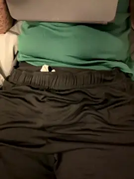 Dan8736 online show from 10-26-25, 01:44