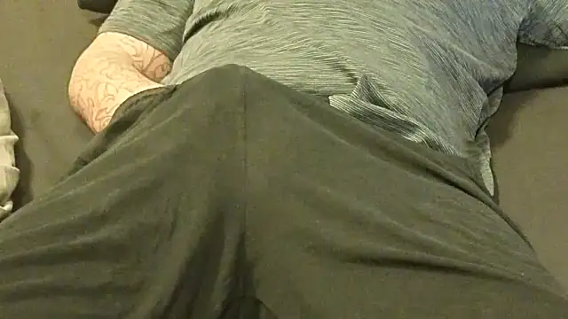 Snapshot of Dan8736 chatting on 02-21-26, 03:41 Dan8736 online show from 02-21-26, 03:41