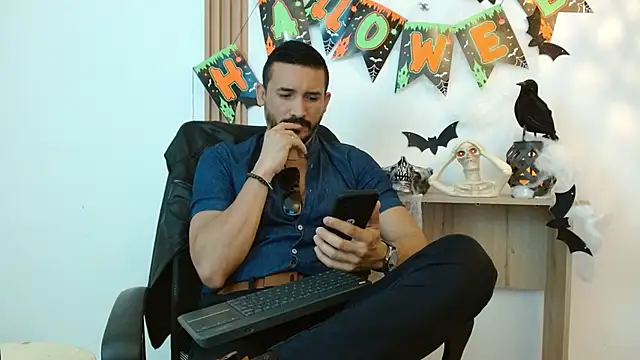 Reiko 85  online show from 10-10-25, 02:51