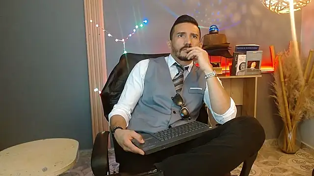 Reiko 85  online show from 04-03-26, 02:34