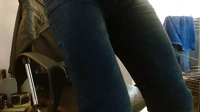 Reiko 85  online show from 10-07-25, 02:40