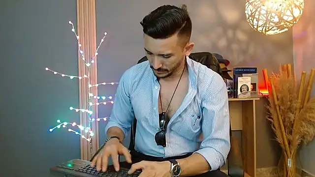 Reiko 85  online show from 03-14-26, 07:31