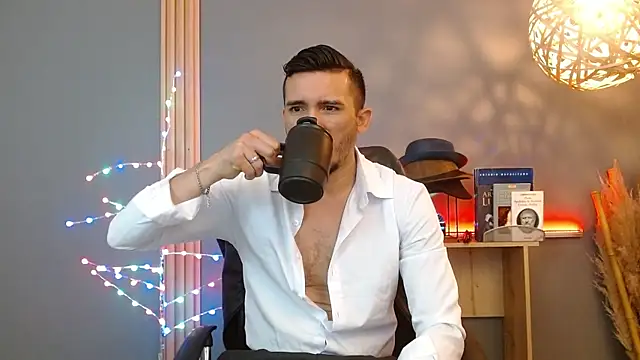 Reiko 85  online show from 02-26-26, 02:39