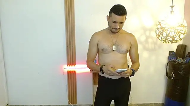 Reiko 85  online show from 11-07-25, 02:32