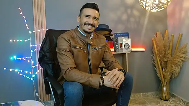 Reiko 85  online show from 02-21-26, 07:16