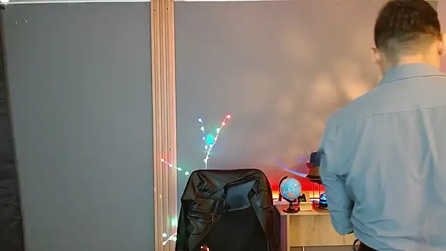 Reiko 85  online show from 03-19-26, 02:39