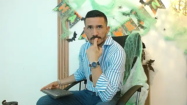 Reiko 85  online show from 10-16-25, 02:36