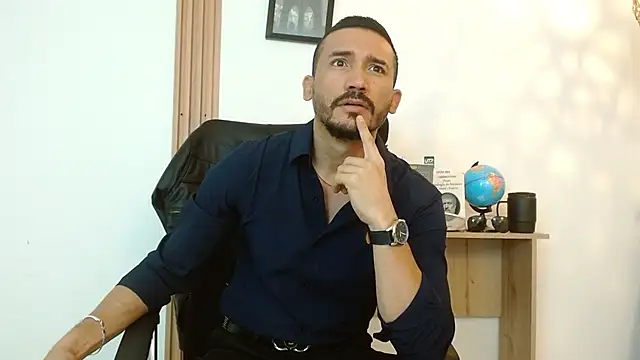 Reiko 85  online show from 09-14-25, 02:39