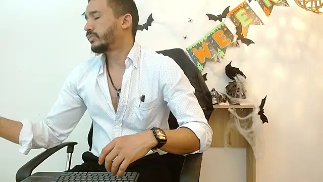 Reiko 85  online show from 10-09-25, 07:14