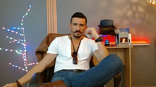 Reiko 85  online show from 02-07-26, 07:33