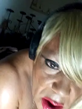 Snapshot of Cumhrd777 chatting on 09-28-25, 06:04 Cumhrd777 online show from 09-28-25, 06:04