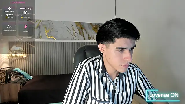 Dyla n18 online show from 05-15-26, 08:07