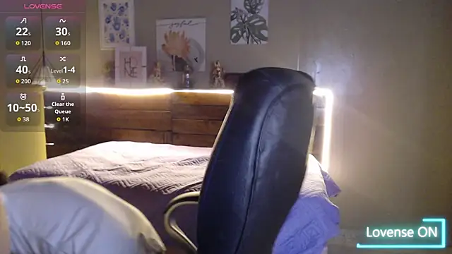 Dyla n18 online show from 11-20-25, 08:09