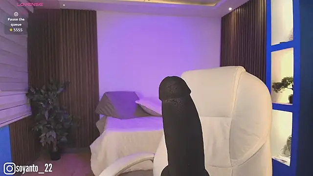 Antonella Torres2 online show from 11-24-25, 03:28