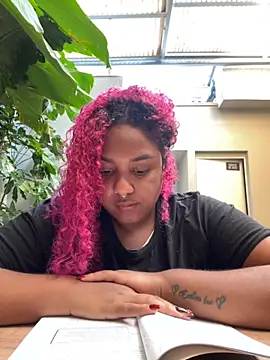 Snapshot of Just_Gissellex chatting on 10-09-25, 02:39 Just Gissellex online show from 10-09-25, 02:39