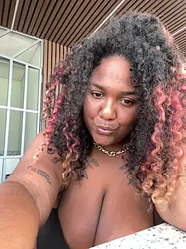 Snapshot of Just_Gissellex chatting on 02-07-25, 05:29 Just Gissellex online show from 02-07-25, 05:29