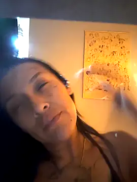 Snapshot of lovlypussy55 chatting on 10-10-25, 05:52 lovlypussy55 online show from 10-10-25, 05:52