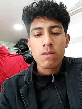 alexander32r online show from 11-13-25, 04:00