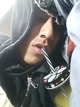 alexander32r online show from 09-24-25, 03:24