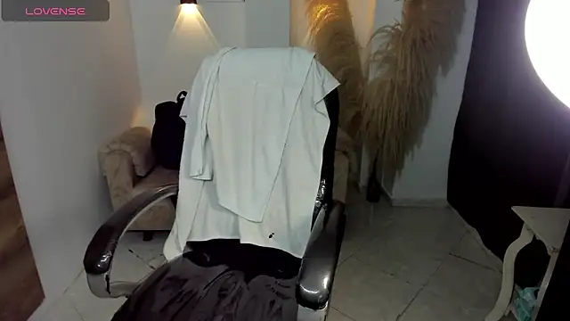 Milf karlye online show from 02-06-26, 03:02