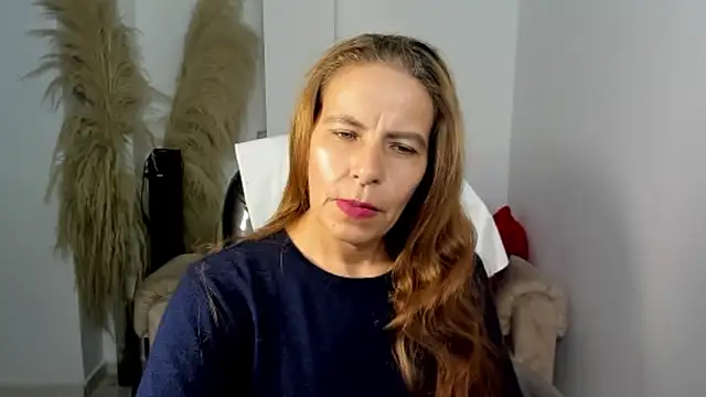 Milf karlye online show from 04-05-26, 01:45