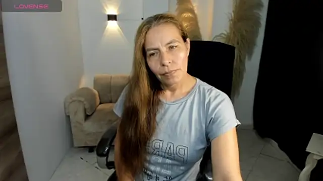 Milf karlye online show from 02-19-26, 04:20