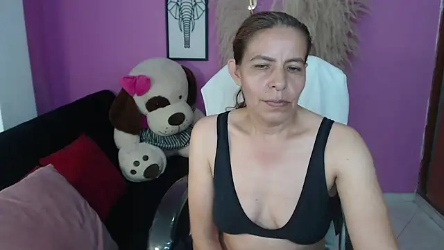 Milf karlye online show from 10-10-25, 03:40