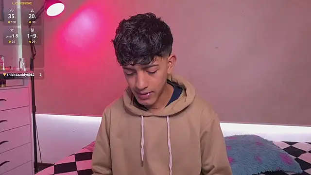 teobowny  online show from 11-26-25, 01:22