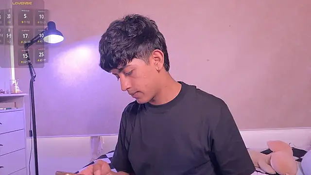 teobowny  online show from 02-22-26, 07:48