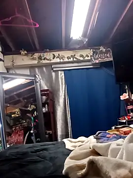 Whipit323 online show from 03-07-26, 03:35