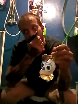 Whipit323 online show from 04-23-26, 12:39