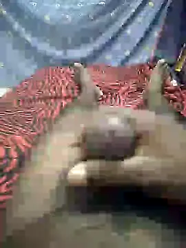 mallucallboy2104 online show from 01-24-25, 07:49