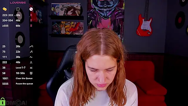 Jennifer Wadee online show from 04-14-26, 11:10