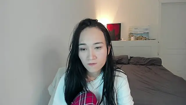 aenie online show from 09-15-25, 06:47