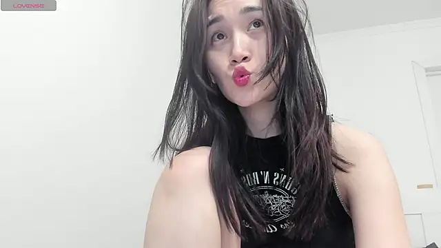 aenie online show from 03-12-25, 03:07