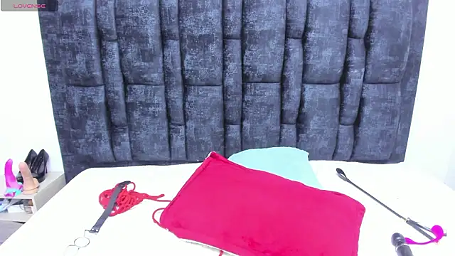 Aurora Doll  online show from 03-12-26, 01:26