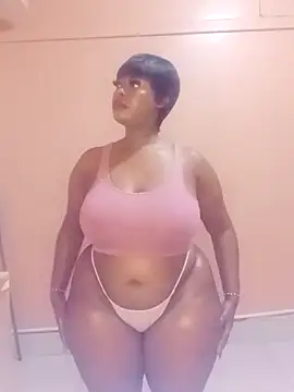 Luciouslips00 online show from 05-31-26, 04:46