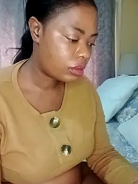 Luciouslips00 online show from 11-24-25, 07:30