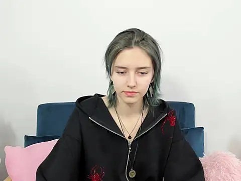 DevineNatalie online show from 12-29-24, 06:24