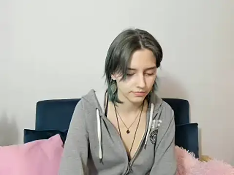 DevineNatalie online show from 12-27-24, 03:04