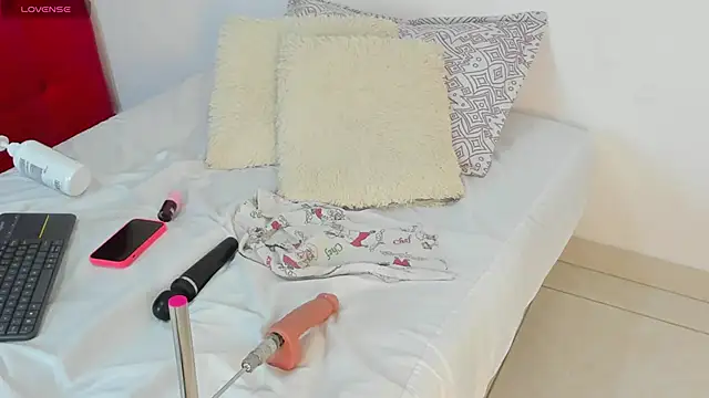 mara clob online show from 02-13-26, 06:41