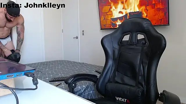 jonhklleyn online show from 12-18-25, 07:07