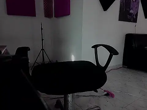 Snapshot of patrik_tattoo_ chatting on 12-03-25, 07:24 patrik tattoo online show from 12-03-25, 07:24