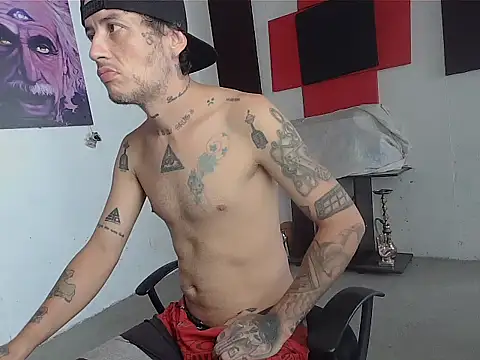 patrik tattoo  online show from 06-07-26, 05:51