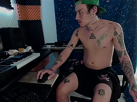 patrik tattoo  online show from 03-02-25, 02:58